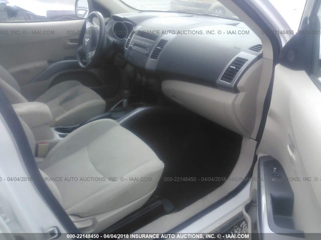 JA4MS31X77Z004846 - 2007 MITSUBISHI OUTLANDER ES/LS 白色 照片 5