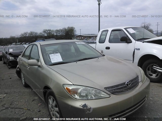4T1BE30K33U675542 - 2003 TOYOTA CAMRY LE/XLE/SE 金色 照片 1
