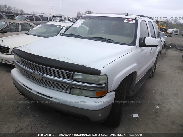 1GNEC13Z72R288604 - 2002 CHEVROLET TAHOE C1500 WHITE photo 2