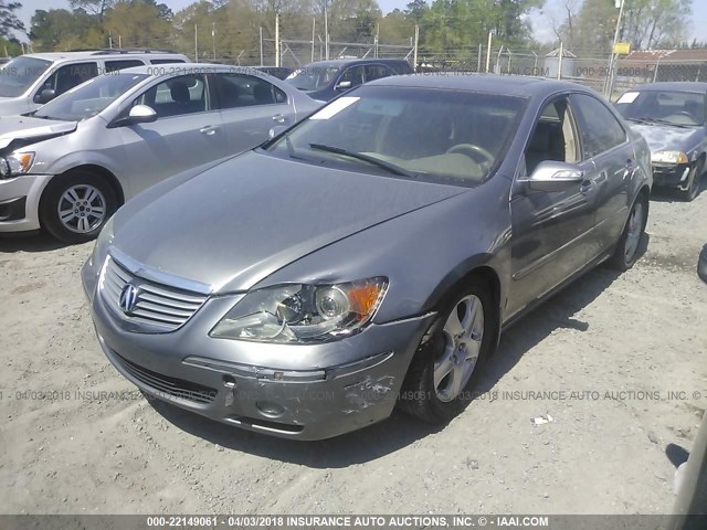 JH4KB16525C009072 - 2005 ACURA RL SILVER photo 2