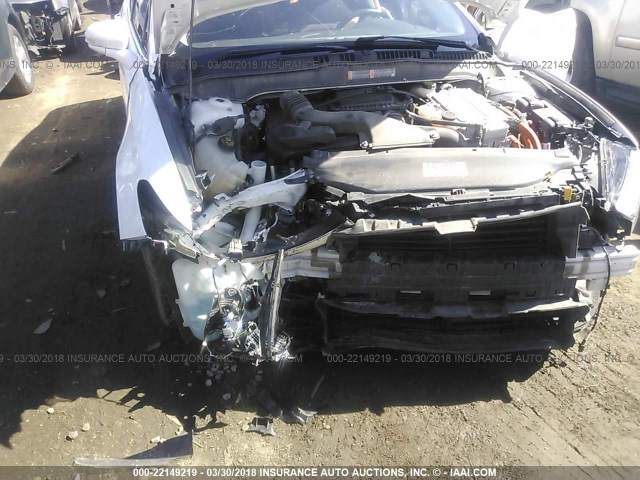 3FA6P0LU4FR186533 - 2015 FORD FUSION SE HYBRID WHITE photo 6