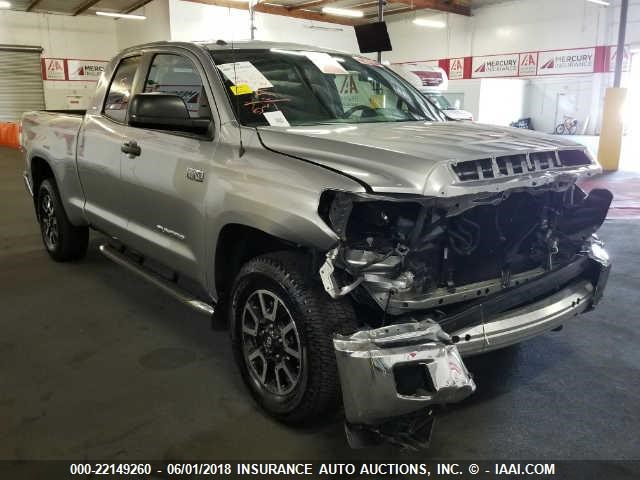 5TFUY5F16HX658240 - 2017 TOYOTA TUNDRA DOUBLE CAB SR/SR5/TRD PRO SILVER photo 1