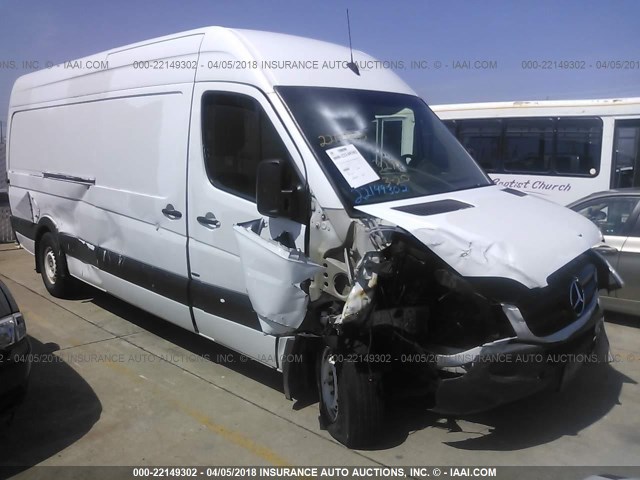 WD3PE8CB5B5567252 - 2011 MERCEDES-BENZ SPRINTER 2500 WHITE photo 1