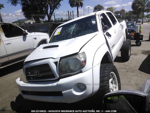 3TMJU4GN5AM108601 - 2010 TOYOTA TACOMA DOUBLE CAB PRERUNNER WHITE photo 2