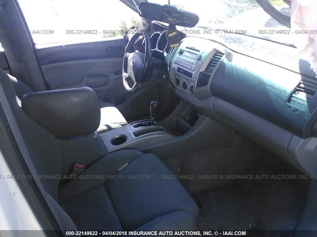 3TMJU4GN5AM108601 - 2010 TOYOTA TACOMA DOUBLE CAB PRERUNNER WHITE photo 5