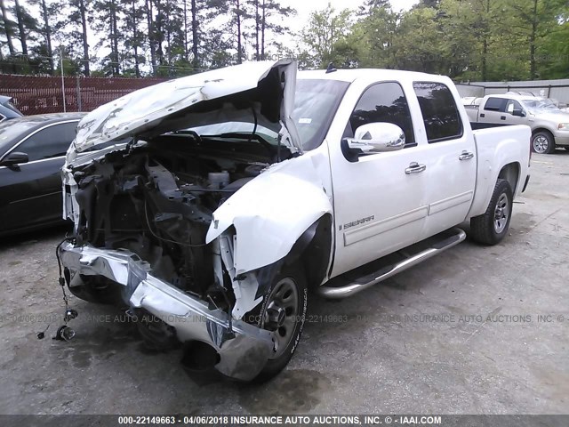 3GTEC13C27G547057 - 2007 GMC NEW SIERRA C1500 WHITE photo 2