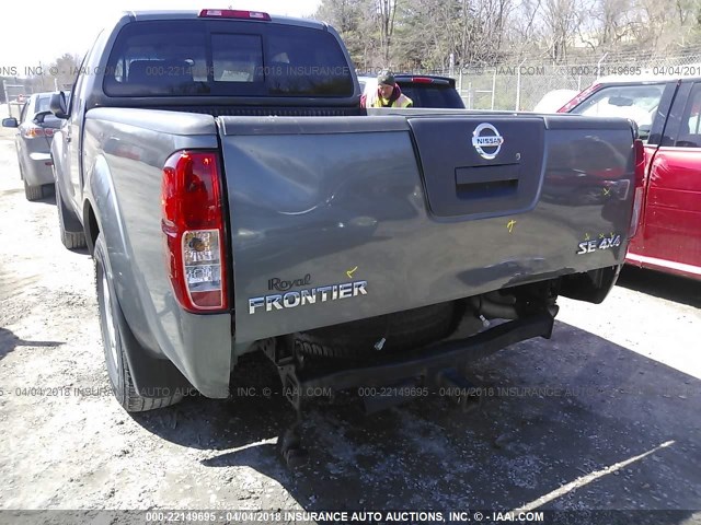 1N6AD06W56C439512 - 2006 NISSAN FRONTIER KING CAB LE/SE/OFF ROAD GRAY photo 6