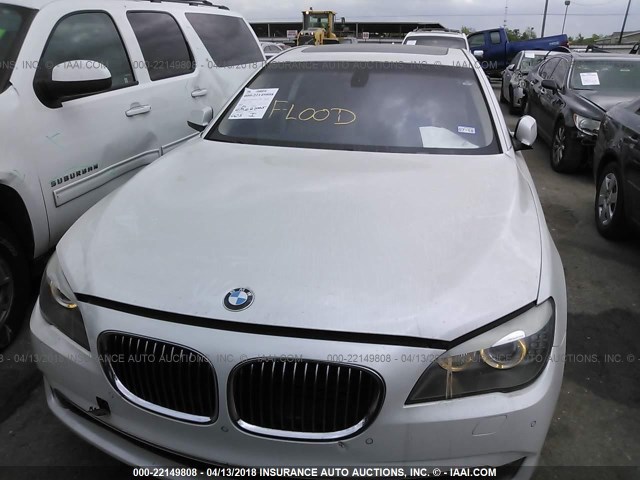 WBAKX6C52CC197168 - 2012 BMW 750 I WHITE photo 6