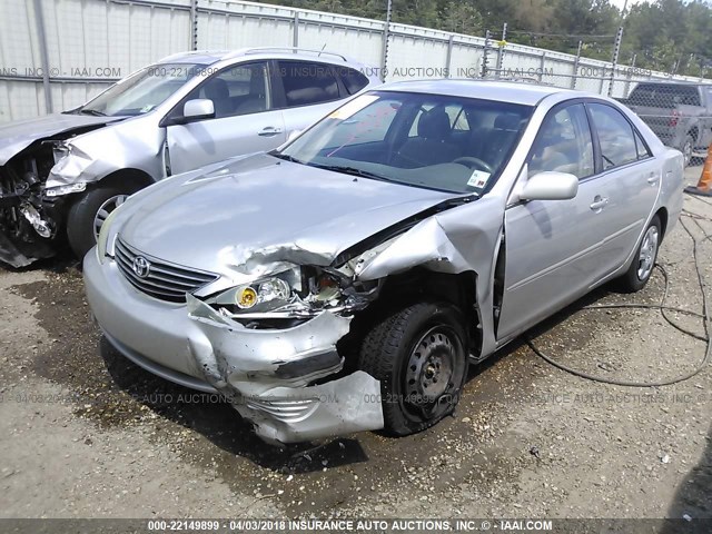 4T1BE32K76U117520 - 2006 TOYOTA CAMRY LE/XLE/SE SILVER photo 2