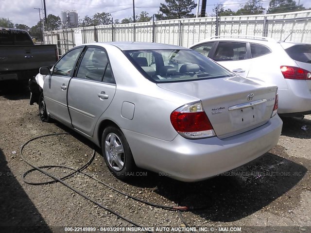 4T1BE32K76U117520 - 2006 TOYOTA CAMRY LE/XLE/SE SILVER photo 3