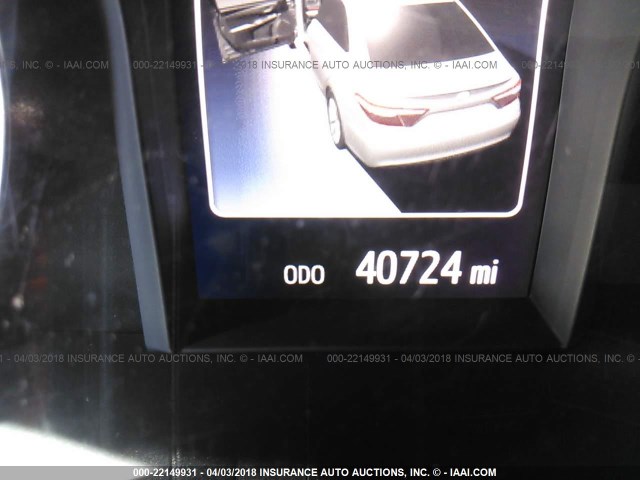 4T4BF1FK9GR542160 - 2016 TOYOTA CAMRY LE/XLE/SE/XSE WHITE photo 7