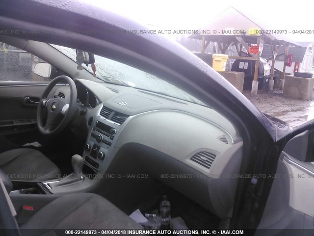 1G1ZB5EB3AF107690 - 2010 CHEVROLET MALIBU LS მუქი ლურჯი ფოტო 5