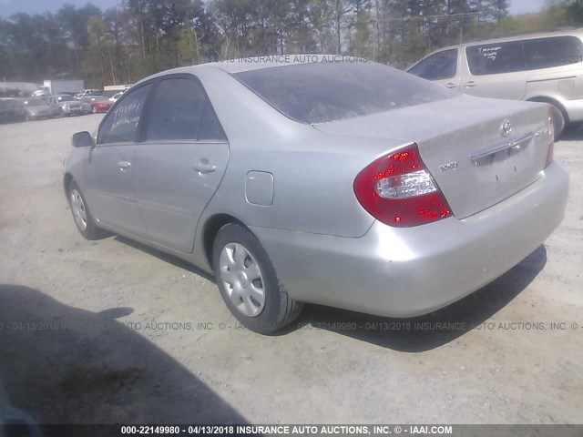 4T1BE32K24U856503 - 2004 TOYOTA CAMRY LE/XLE/SE SILVER photo 3