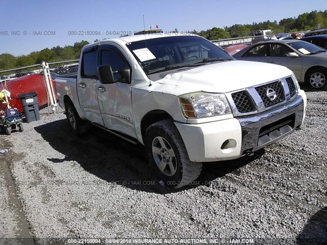 1N6BA07A87N201515 - 2007 NISSAN TITAN XE/SE/LE WHITE photo 1