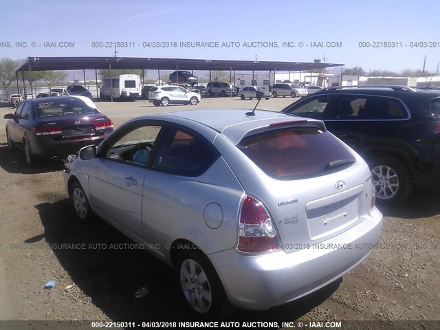 KMHCM3AC7AU171734 - 2010 HYUNDAI Accent BLUE/GS SILVER photo 3