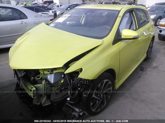 JTNKARJEXJJ555422 - 2018 TOYOTA COROLLA IM YELLOW photo 2