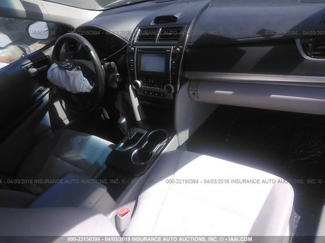 4T1BF1FK7CU561715 - 2012 TOYOTA CAMRY SE/LE/XLE BLUE photo 5