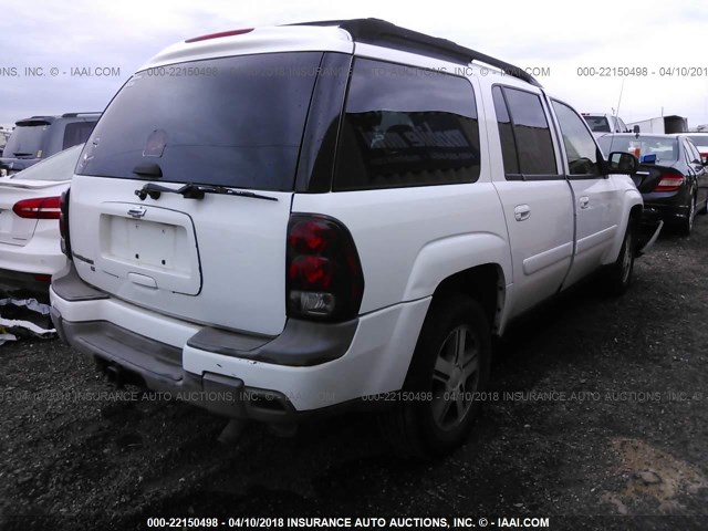 1GNES16M556166008 - 2005 CHEVROLET TRAILBLAZER EXT LS/EXT LT WHITE photo 4