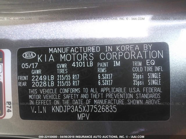 KNDJP3A5XJ7526835 - 2018 KIA SOUL + GRAY photo 9