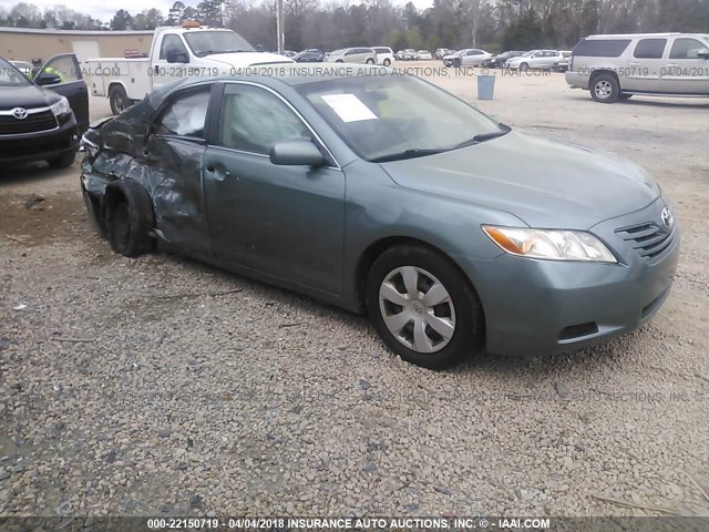 4T1BE46K07U569326 - 2007 TOYOTA CAMRY NEW GENERAT CE/LE/XLE/SE GREEN photo 1