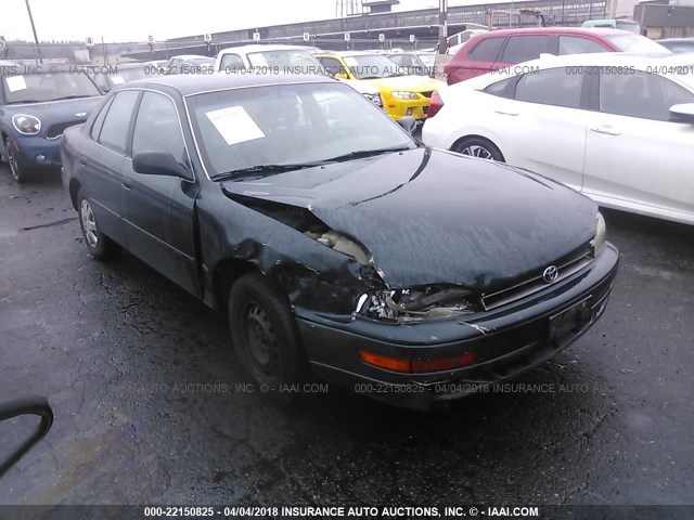 JT2SK11E2N0081523 - 1992 TOYOTA CAMRY DLX GREEN photo 1