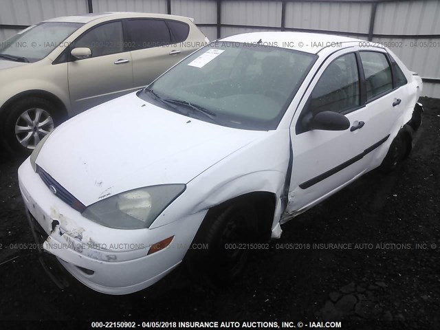 1FAFP33P63W156325 - 2003 FORD FOCUS LX WHITE photo 2