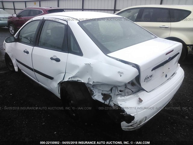 1FAFP33P63W156325 - 2003 FORD FOCUS LX WHITE photo 3