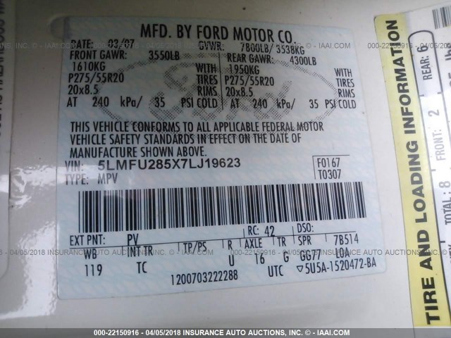 5LMFU285X7LJ19623 - 2007 LINCOLN NAVIGATOR WHITE photo 9