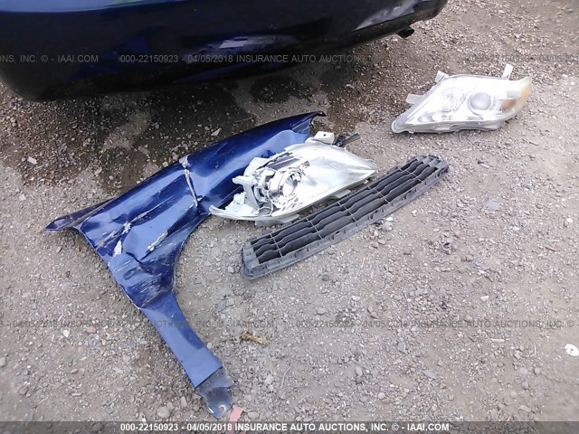 4T1BF3EK8BU764933 - 2011 TOYOTA CAMRY SE/LE/XLE BLUE photo 6