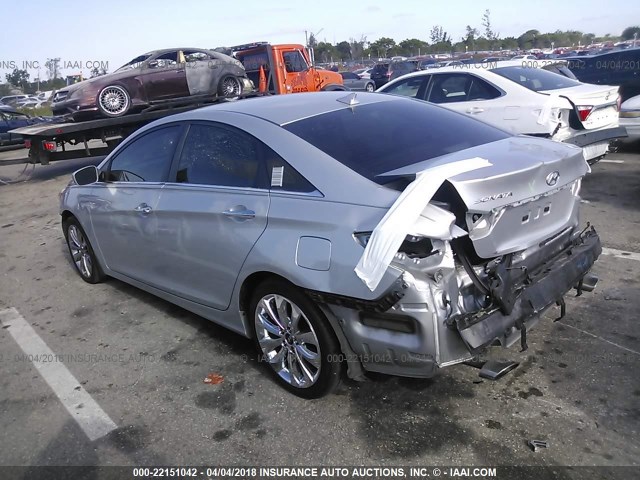 5NPEC4AC8DH706106 - 2013 HYUNDAI SONATA SE/LIMITED SILVER photo 3