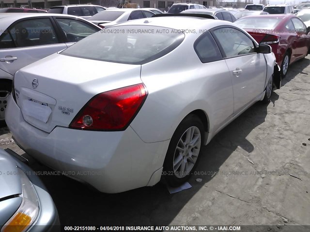 1N4BL24E58C101567 - 2008 NISSAN ALTIMA 3.5SE WHITE photo 4