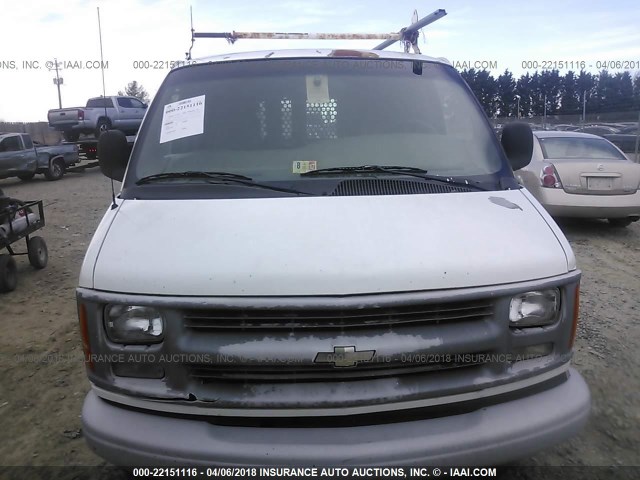 1GCGG25W7Y1274210 - 2000 CHEVROLET EXPRESS G2500  WHITE photo 6