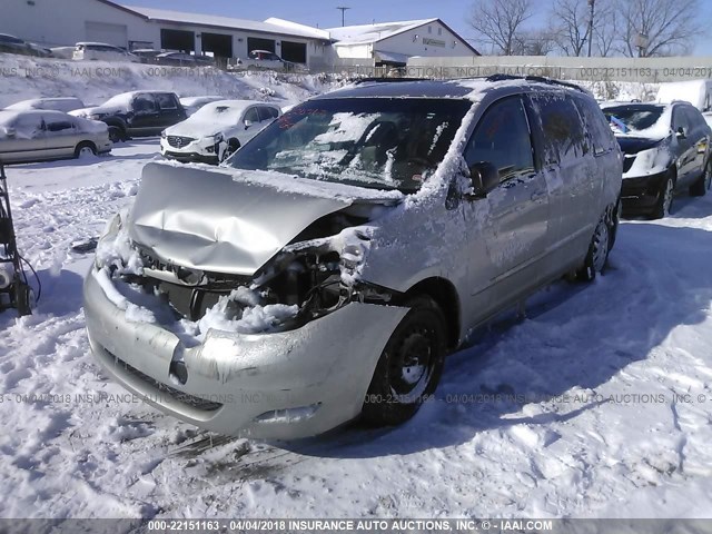 5TDZA23C76S546435 - 2006 TOYOTA SIENNA CE/LE SILVER photo 2