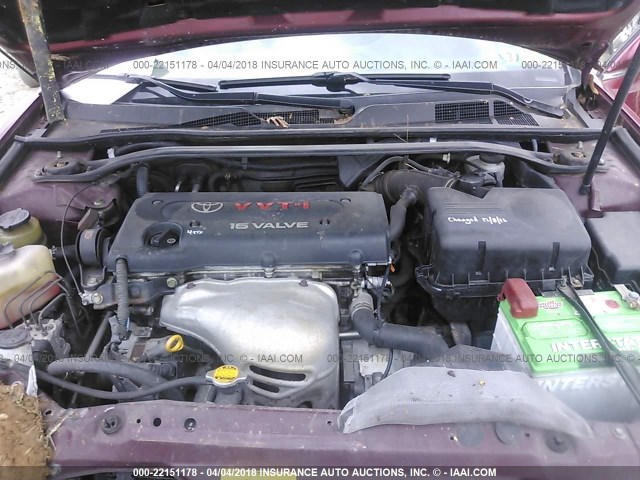 JTDBE32K853024563 - 2005 TOYOTA CAMRY LE/XLE/SE RED photo 10