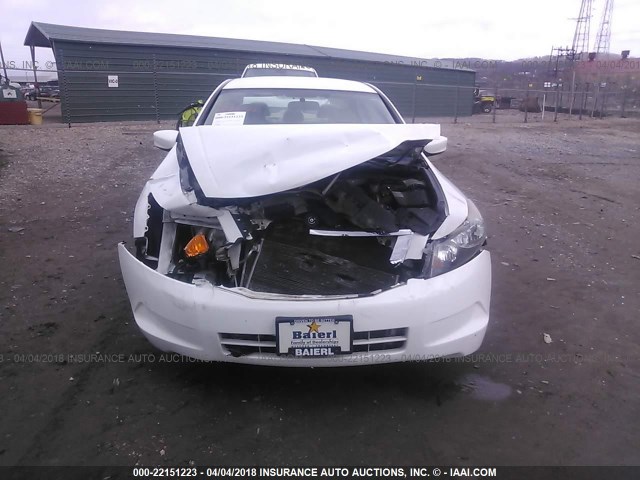 1HGCP26409A027464 - 2009 HONDA ACCORD LXP WHITE photo 6