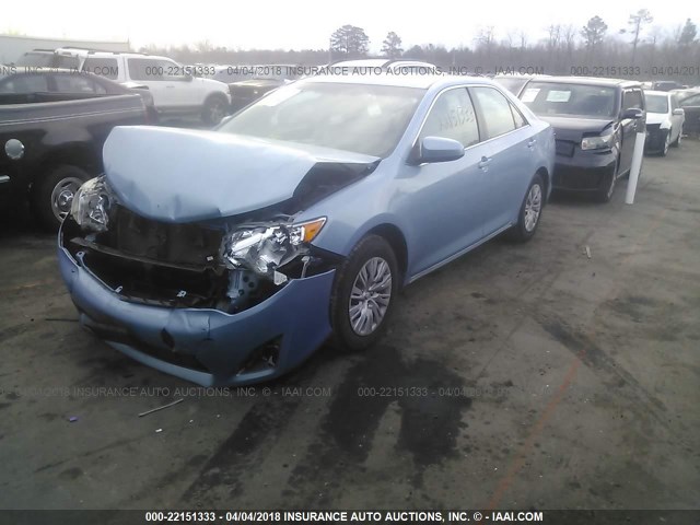 4T1BF1FKXCU543760 - 2012 TOYOTA CAMRY SE/LE/XLE BLUE photo 2