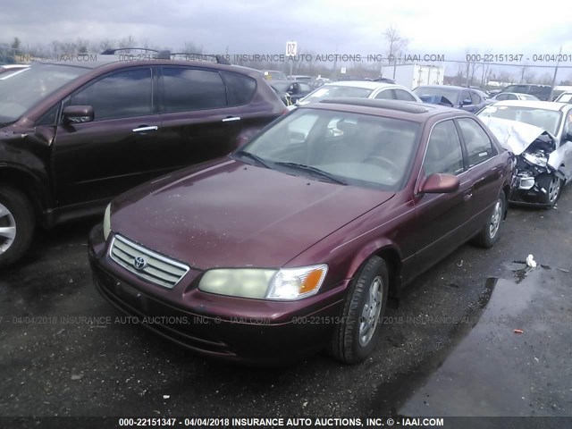 4T1BF22K41U120438 - 2001 TOYOTA CAMRY LE/XLE BURGUNDY photo 2