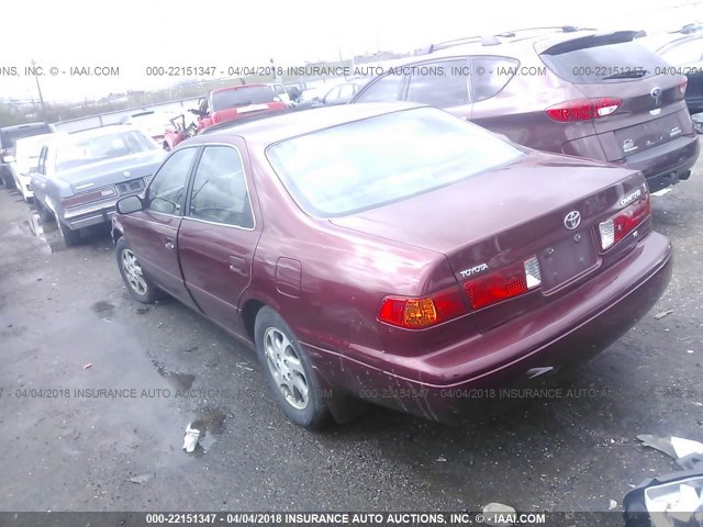 4T1BF22K41U120438 - 2001 TOYOTA CAMRY LE/XLE BURGUNDY photo 3