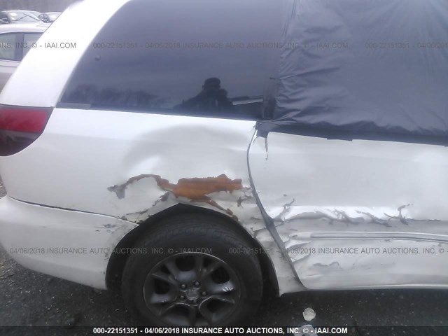 5TDBA22C45S043043 - 2005 TOYOTA SIENNA XLE/XLE LIMITED WHITE photo 6