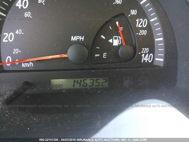 JTDBE32K340269092 - 2004 TOYOTA CAMRY LE/XLE Weiß Foto 7