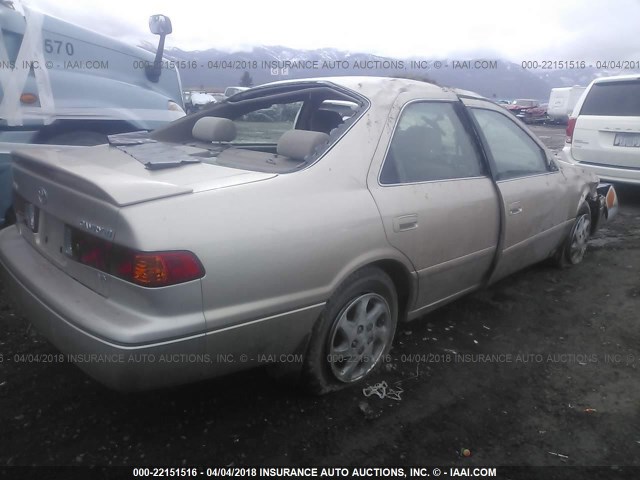 JT2BF22K810296932 - 2001 TOYOTA CAMRY CE/LE/XLE GOLD photo 4
