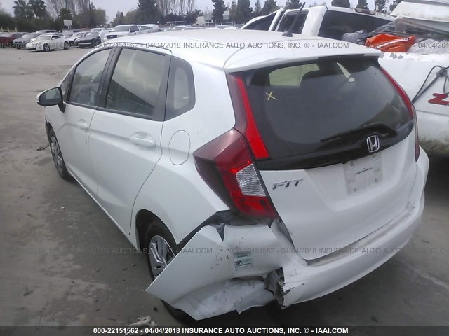 JHMGK5H5XGX011433 - 2016 HONDA FIT LX WHITE photo 3