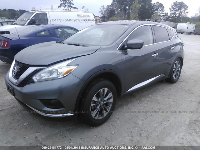 5N1AZ2MG5GN120706 - 2016 NISSAN MURANO S/SL/SV/PLATINUM GRAY photo 2