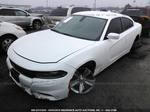 2C3CDXHG2FH824618 - 2015 DODGE CHARGER SXT WHITE photo 2