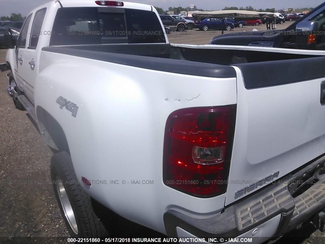 1GT426C81EF135007 - 2014 GMC SIERRA K3500 DENALI WHITE photo 3