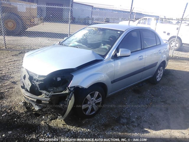 KNADE223396445197 - 2009 KIA RIO LX/SX SILVER photo 2