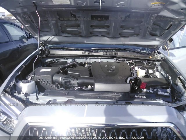 3TMDZ5BN6JM037632 - 2018 TOYOTA TACOMA DBL CAB/SR5/TRD SPORT/OR SILVER photo 10