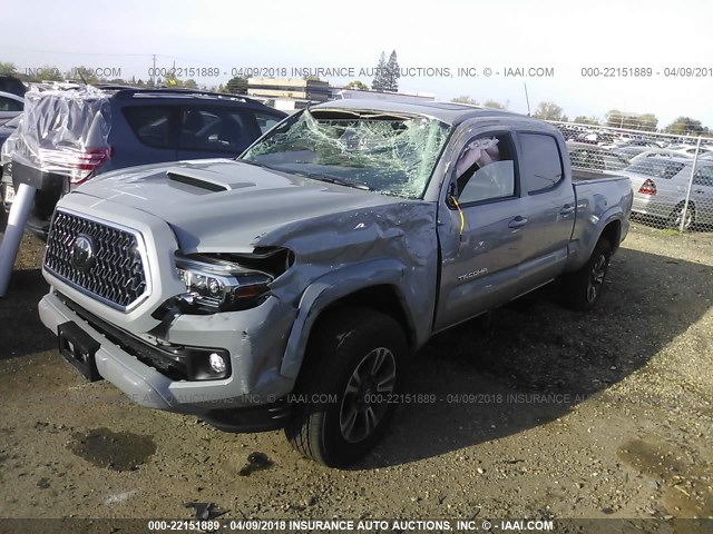 3TMDZ5BN6JM037632 - 2018 TOYOTA TACOMA DBL CAB/SR5/TRD SPORT/OR SILVER photo 2