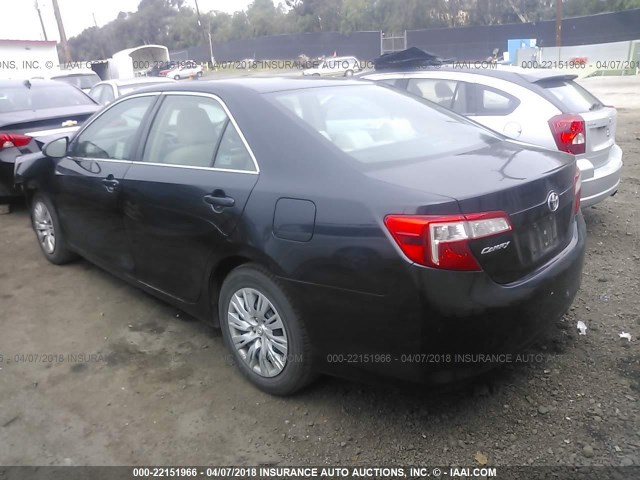 4T4BF1FK7CR188553 - 2012 TOYOTA CAMRY SE/LE/XLE GRAY photo 3