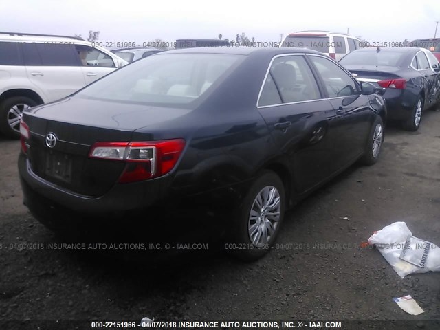4T4BF1FK7CR188553 - 2012 TOYOTA CAMRY SE/LE/XLE GRAY photo 4